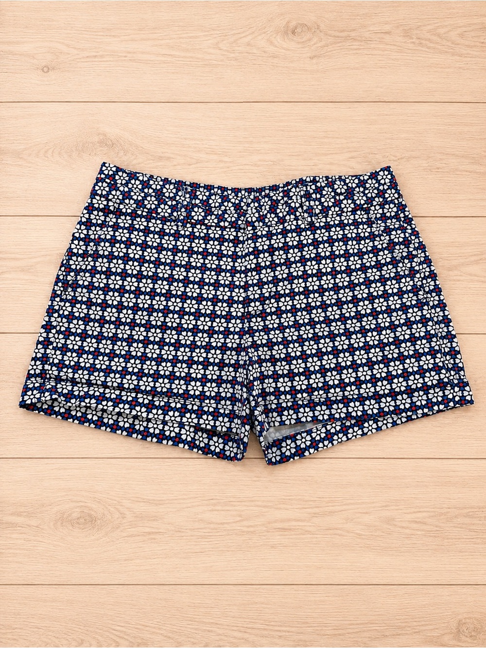 GAP City Shorts Size 6 | Blue Floral Print Tailored Shorts